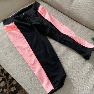 Lululemon cropped leggings